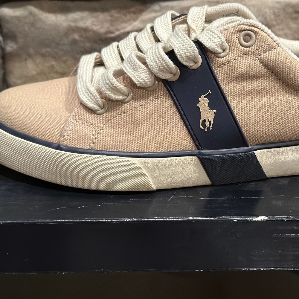 Men's Size 8 Polo Ralph Lauren Canvas shoes